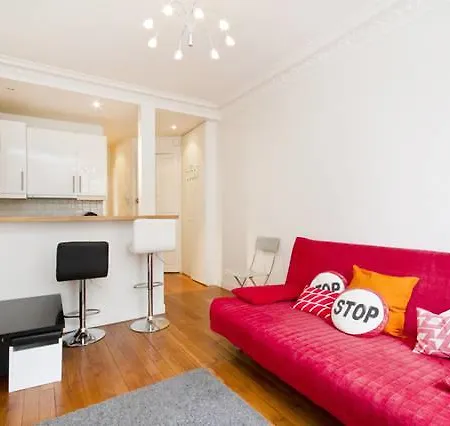 Champs Elysees Luxe Flat