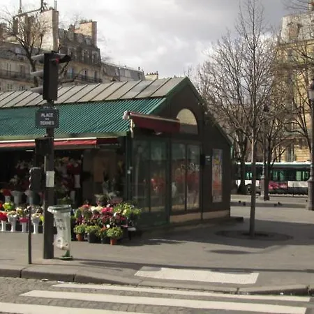 Champs Elysees Luxe Flat דירה *