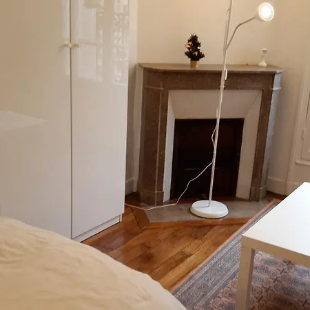 Champs Elysees Luxe Flat Paris